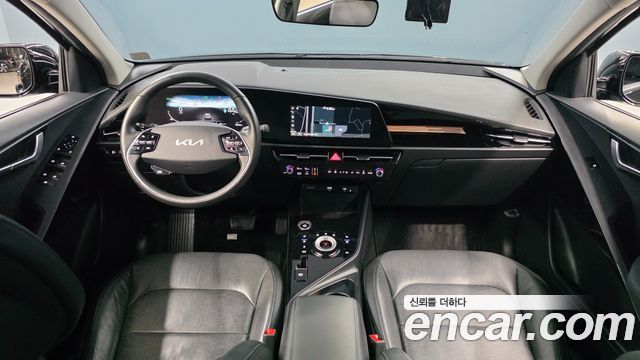 Kia Niro 2023 — photo 8