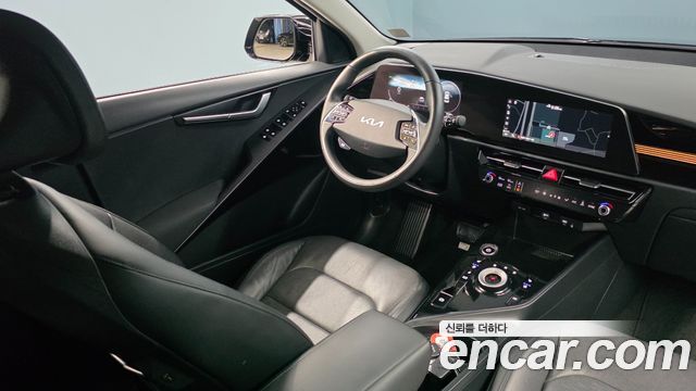 Kia Niro 2023 — photo 12