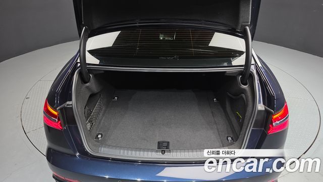 Audi A6 2020 — photo 26