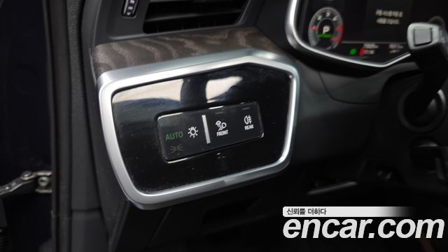 Audi A6 2020 — photo 29