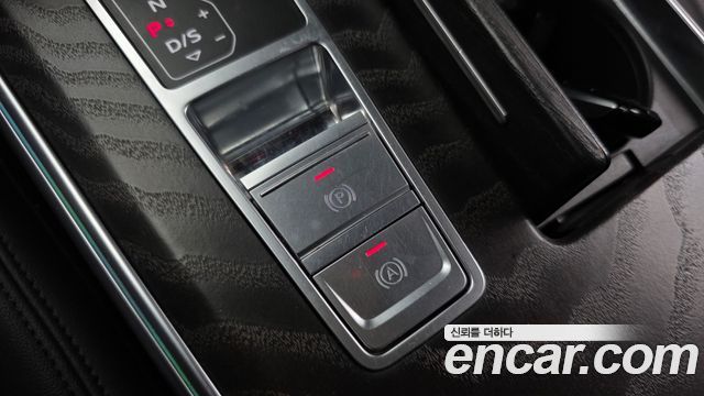Audi A6 2020 — photo 30