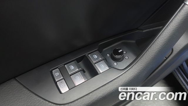 Audi A6 2020 — photo 31