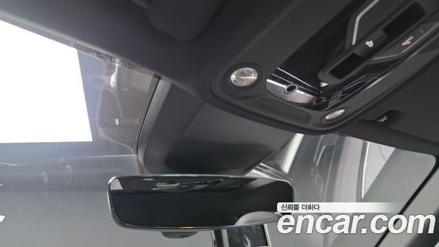 Audi A6 2020 — photo 34