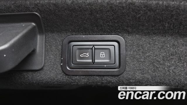 Audi A6 2020 — photo 35