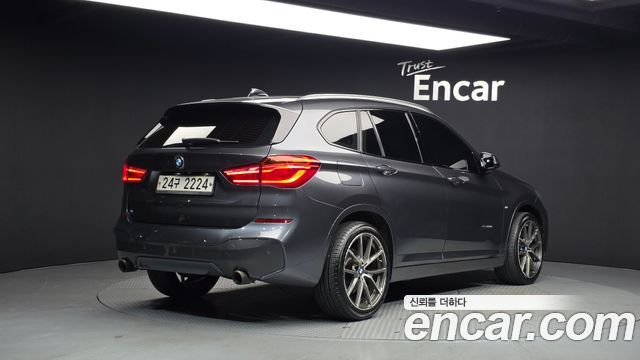 BMW X1 2017 — photo 2