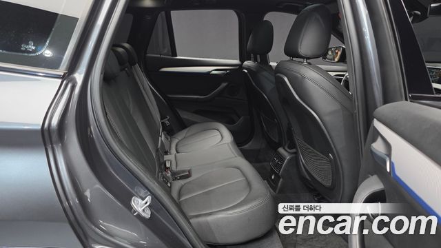 BMW X1 2017 — photo 12