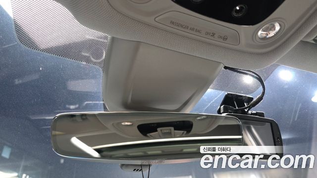 Audi A4 2018 — photo 17