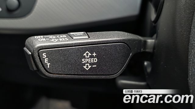 Audi A4 2018 — photo 19