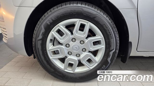 Hyundai Staria 2022 — photo 5