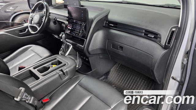 Hyundai Staria 2022 — photo 7
