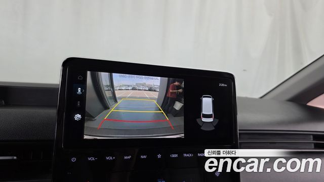 Hyundai Staria 2022 — photo 15