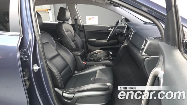 Kia Sportage 2016 — photo 11