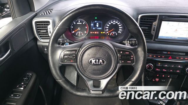 Kia Sportage 2016 — photo 13