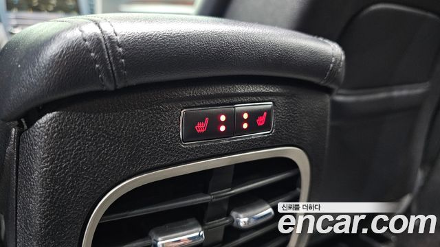Lincoln MKZ 2017 — photo 16
