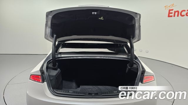 Lincoln MKZ 2017 — photo 20