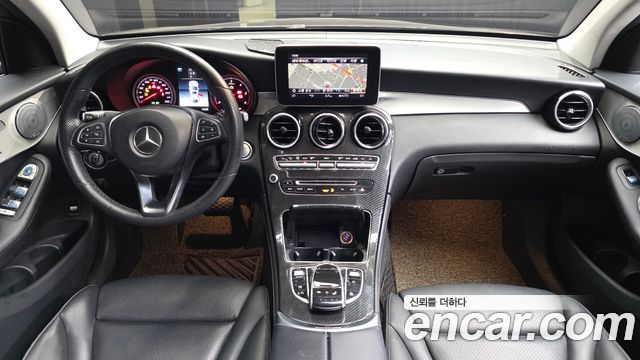 Mercedes-Benz GLC-Class 2018 — photo 10