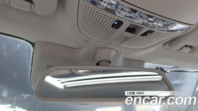 Mercedes-Benz GLC-Class 2018 — photo 24