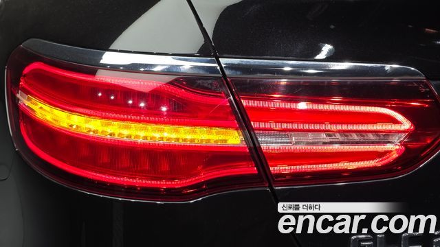Mercedes-Benz GLC-Class 2018 — photo 9