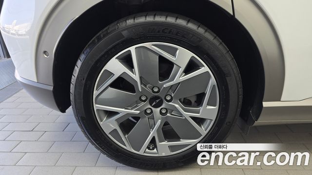 Genesis GV60 2023 — photo 5