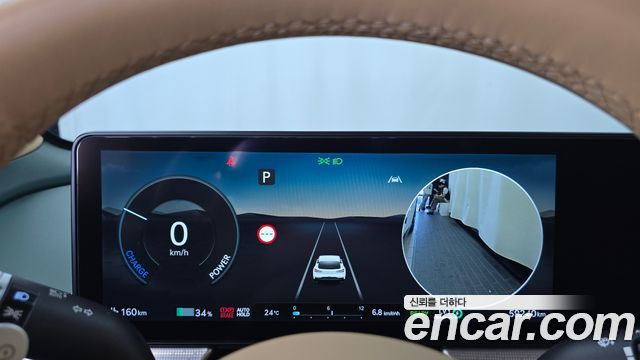 Genesis GV60 2023 — photo 11