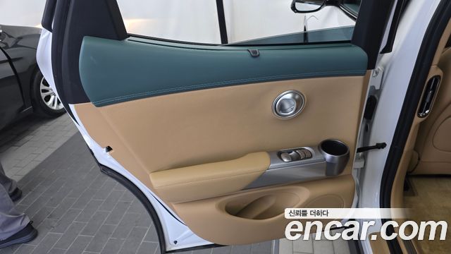 Genesis GV60 2023 — photo 15