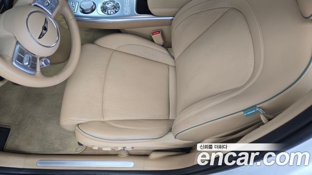 Genesis GV60 2023 — photo 32