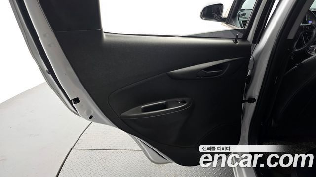 Chevrolet Korea Spark 2019 — photo 15