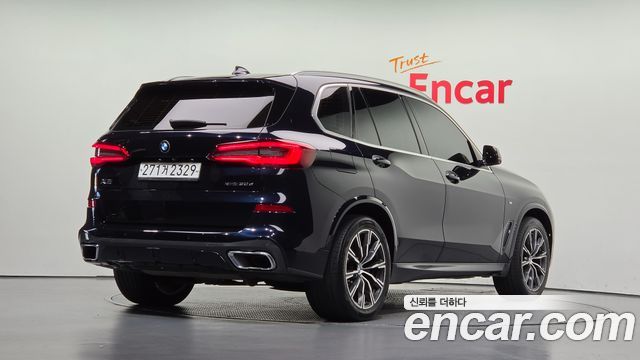 BMW X5 2019 — photo 2