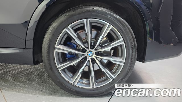 BMW X5 2019 — photo 7