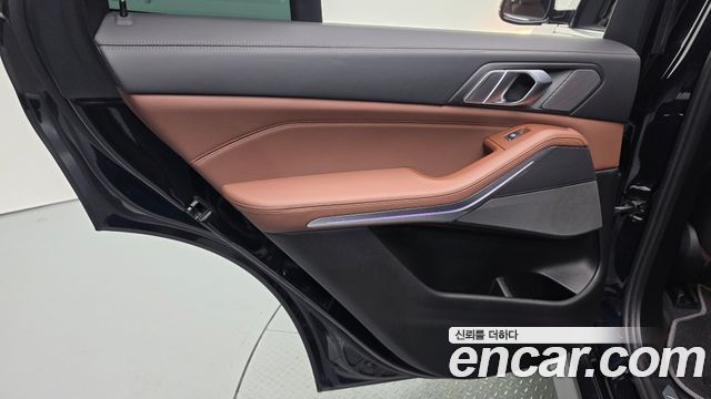 BMW X5 2019 — photo 15