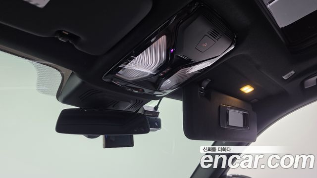 BMW X5 2019 — photo 31
