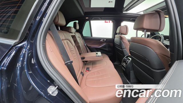 BMW X5 2019 — photo 34