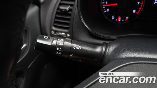 Kia K3 2015 — photo 30