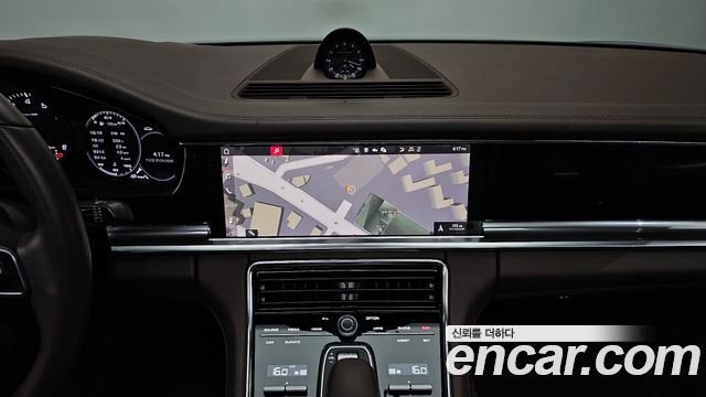 Porsche Panamera 2021 — photo 20
