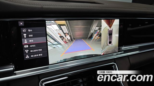 Porsche Panamera 2021 — photo 21