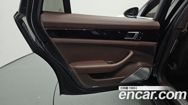 Porsche Panamera 2021 — photo 15