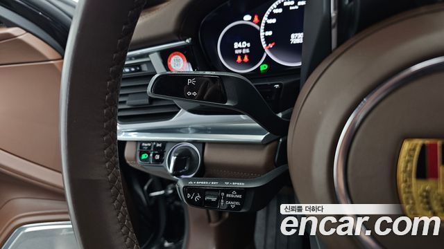 Porsche Panamera 2021 — photo 28