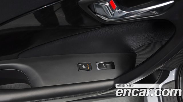 Hyundai Grandeur 2016 — photo 18