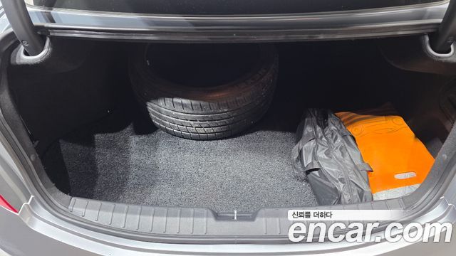Hyundai Grandeur 2016 — photo 20