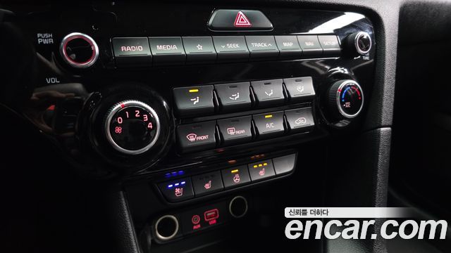 Kia Sportage 2018 — photo 16