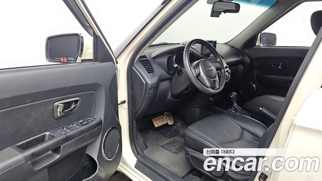 Kia Soul 2010 — photo 10