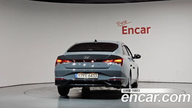 Hyundai AVANTE 2022 — photo 4