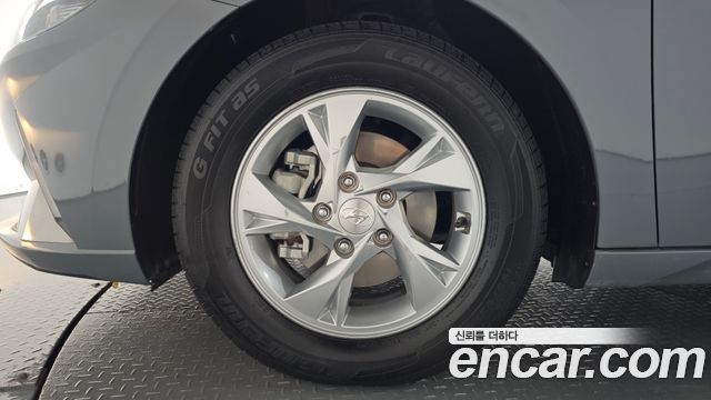 Hyundai AVANTE 2022 — photo 5