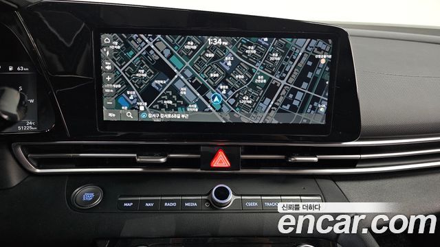 Hyundai AVANTE 2022 — photo 20