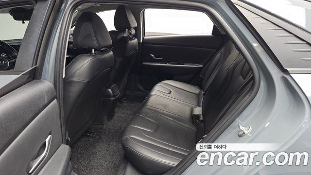 Hyundai AVANTE 2022 — photo 16