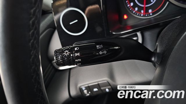 Hyundai AVANTE 2022 — photo 27