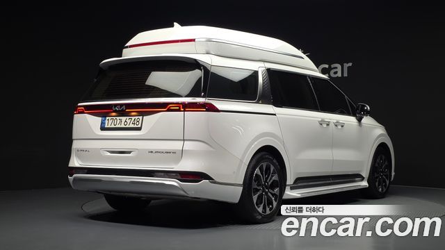 Kia Canival 2022 — photo 2