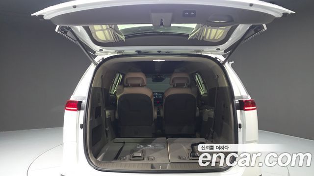 Kia Canival 2022 — photo 20