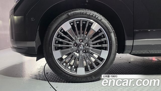 Hyundai Santafe 2025 — photo 5