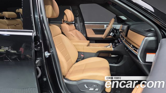 Hyundai Santafe 2025 — photo 16